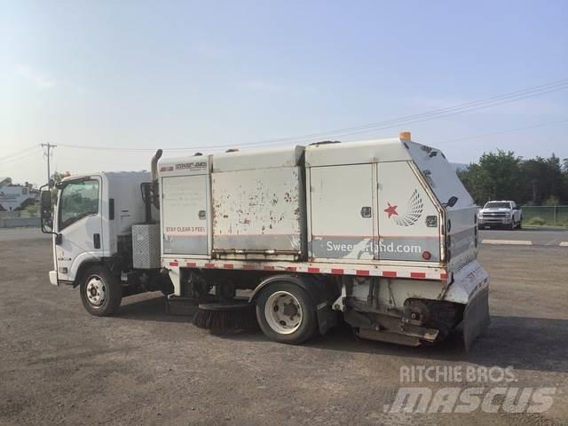 Isuzu NQR Sweeper trucks