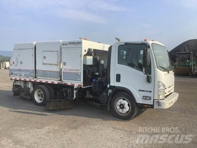 Isuzu NQR Sweeper trucks