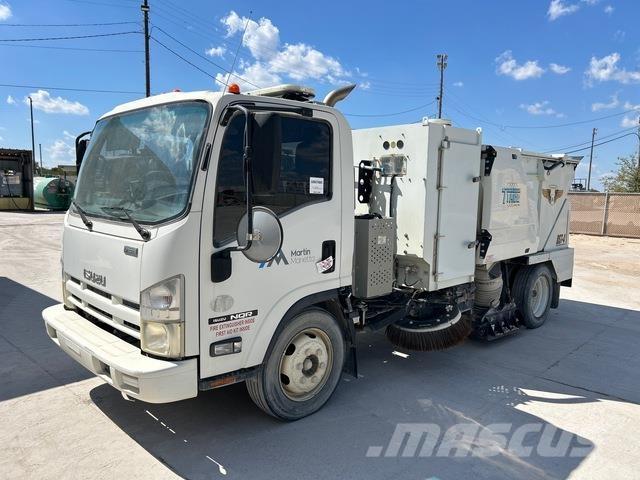 Isuzu NQR Sweeper trucks