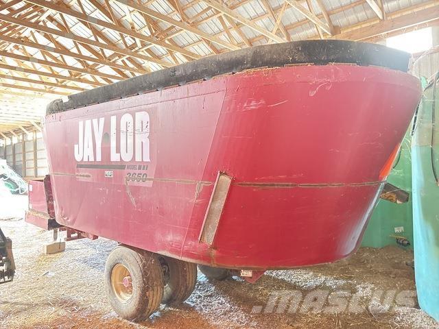 Jaylor 3650 Mixer feeders