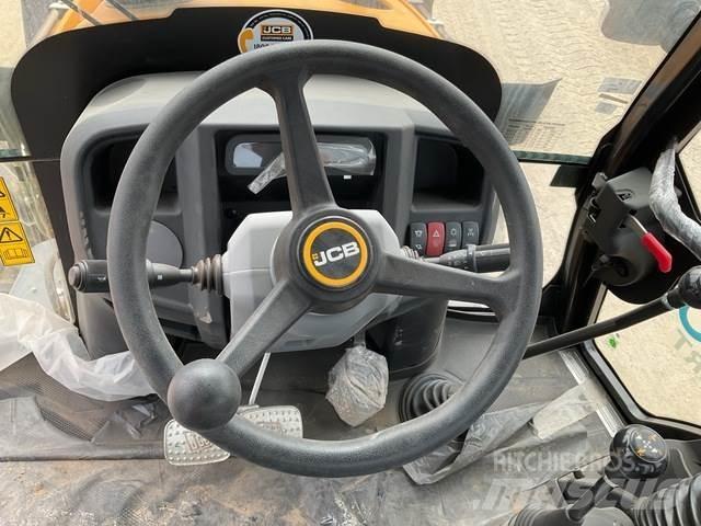 JCB 3DX Backhoe loaders