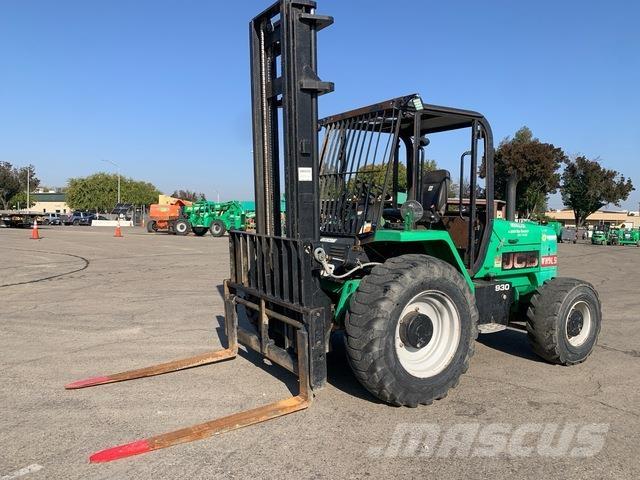 JCB 930 Rough terrain trucks