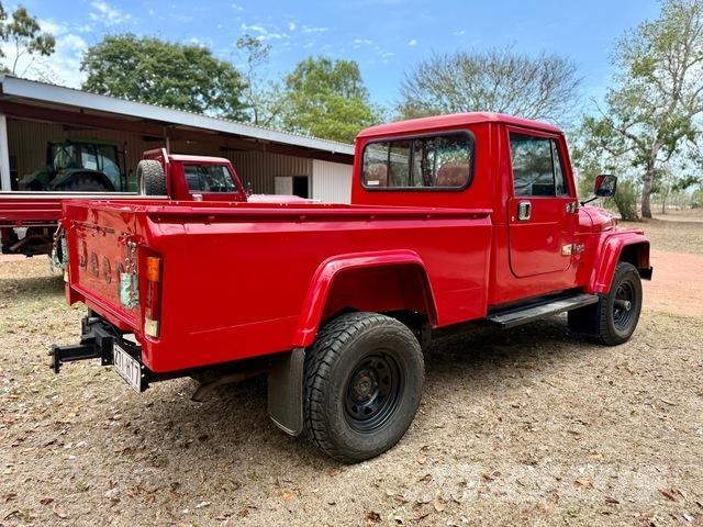 Jeep CJ10 Other