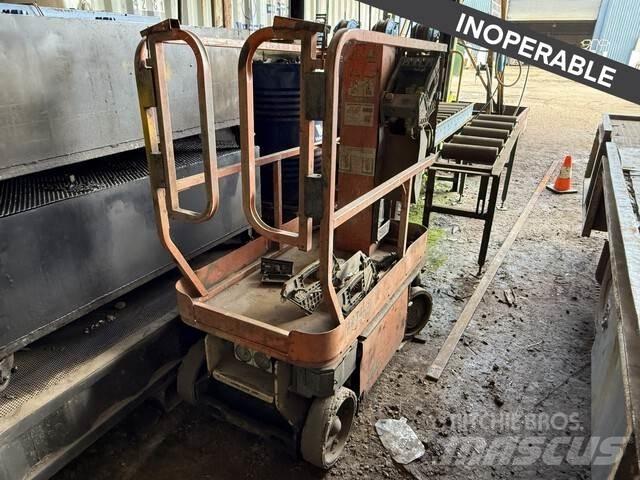 JLG  Vertical mast lifts