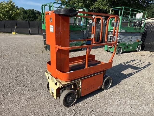 JLG 1230ES Vertical mast lifts