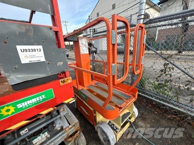 JLG 1230ES Vertical mast lifts
