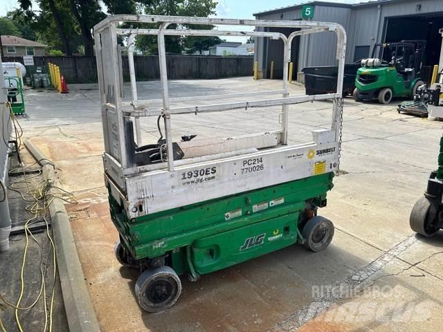 JLG 1930 ES Scissor lifts