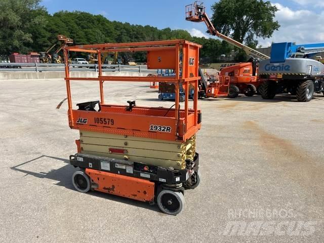 JLG 1932R Scissor lifts