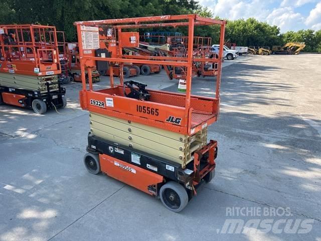 JLG 1932R Scissor lifts