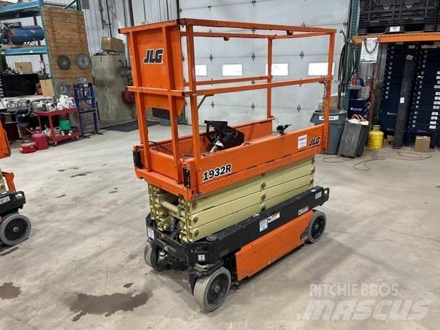 JLG 1932R Scissor lifts