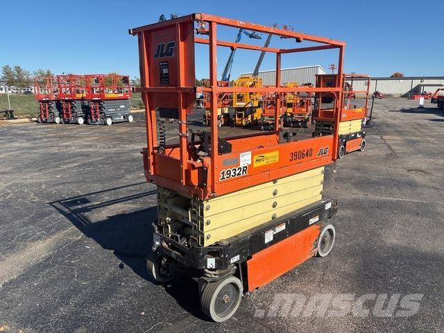 JLG 1932R Scissor lifts