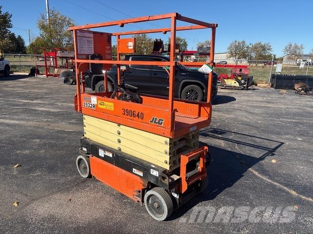 JLG 1932R Scissor lifts