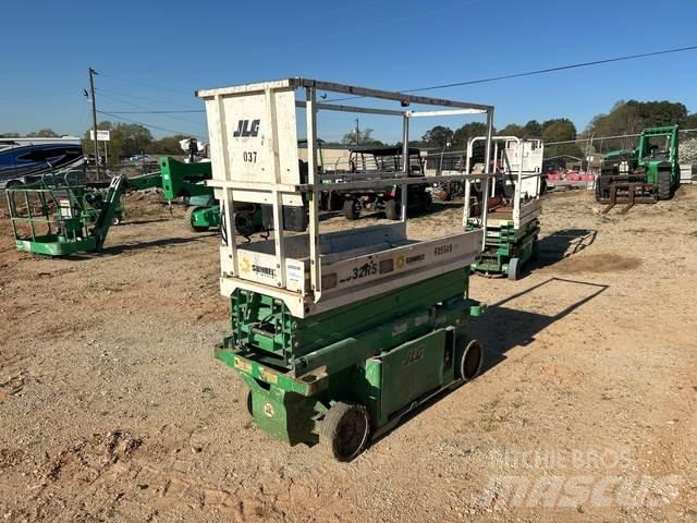 JLG 1932RS Scissor lifts