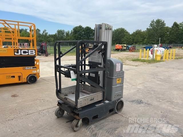 JLG 20MSP Vertical mast lifts