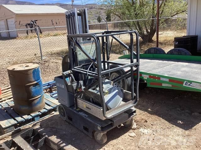 JLG 20MVL Vertical mast lifts