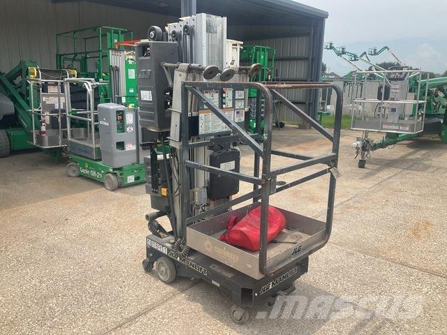 JLG 25AM Vertical mast lifts