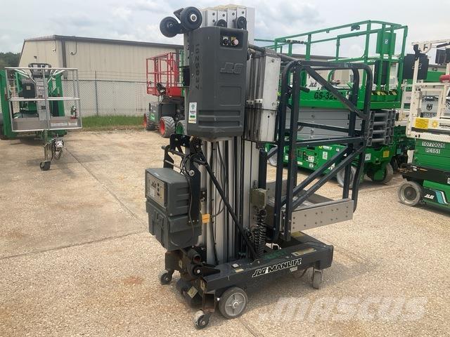JLG 25AM Vertical mast lifts