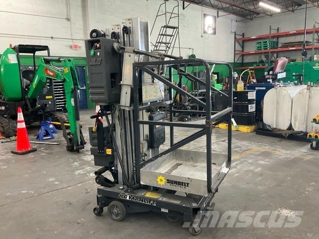 JLG 25AM Vertical mast lifts