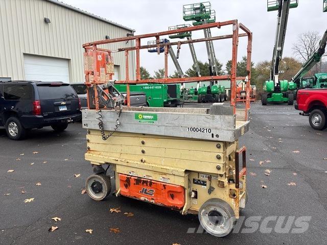 JLG 2630ES Scissor lifts