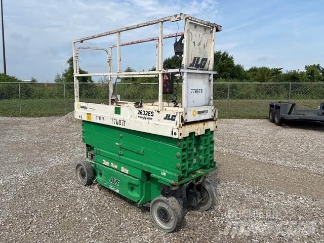 JLG 2632 ES Scissor lifts