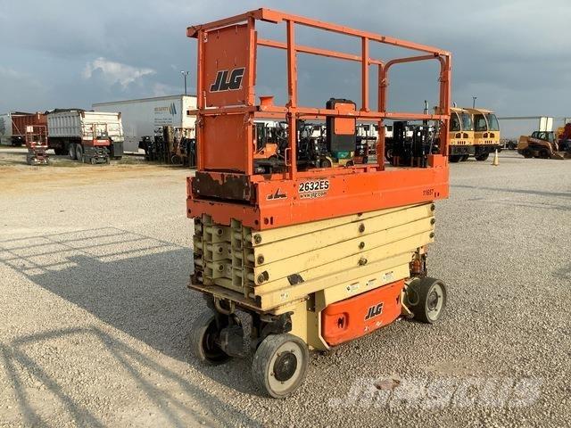 JLG 2632ES Scissor lifts