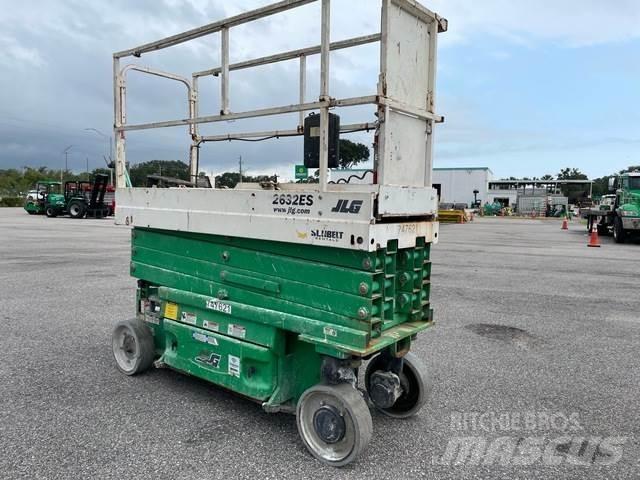 JLG 2632ES Scissor lifts