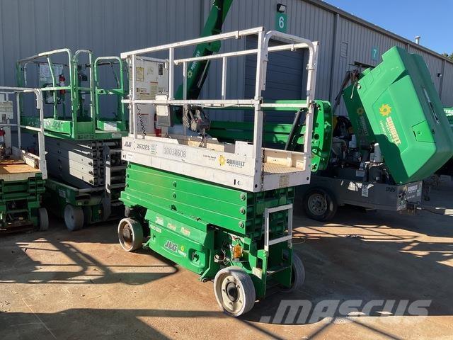 JLG 2632ES Scissor lifts