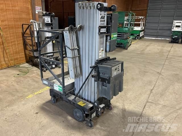 JLG 30AM Vertical mast lifts