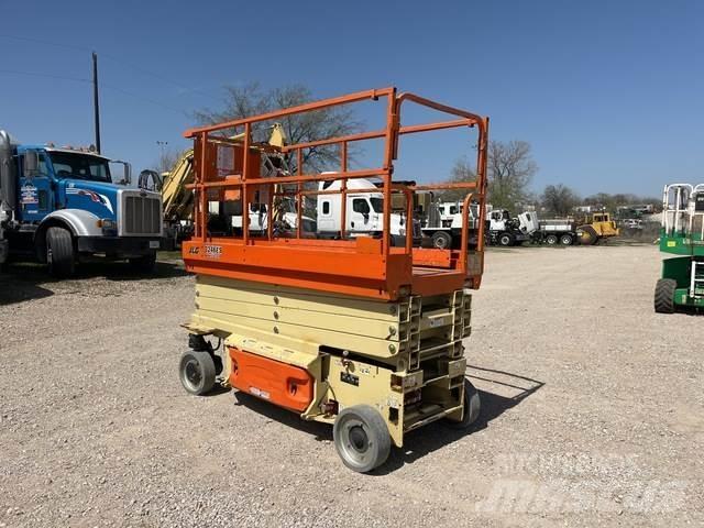 JLG 3246ES Scissor lifts