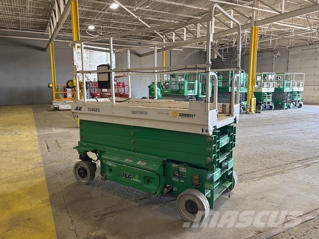 JLG 3246ES Scissor lifts