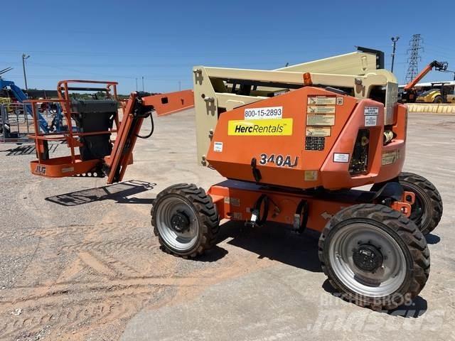 JLG 340AJ Articulated boom lifts