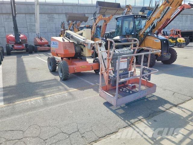 JLG 340AJ Articulated boom lifts