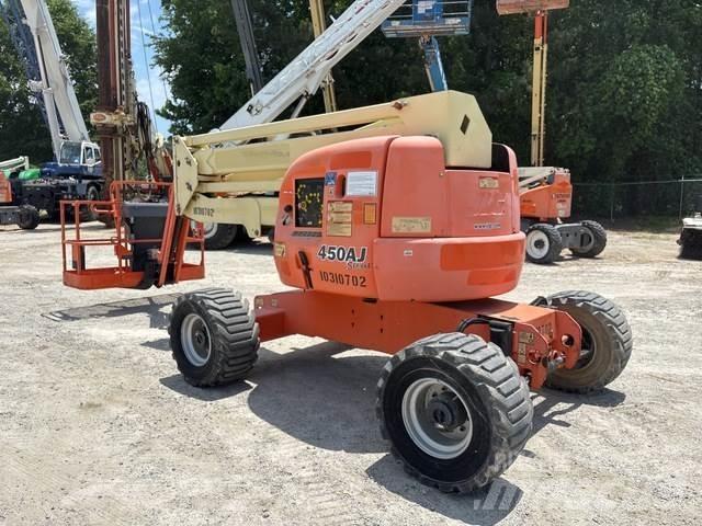 JLG 450AJ Articulated boom lifts