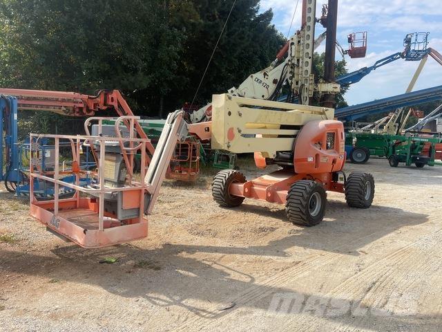 JLG 450AJ Articulated boom lifts