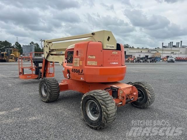 JLG 450AJ Articulated boom lifts