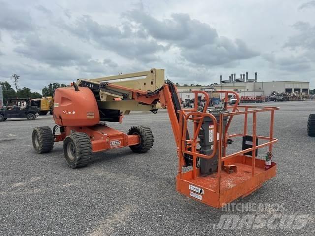 JLG 450AJ Articulated boom lifts