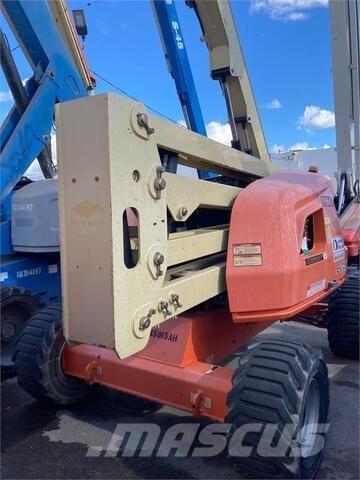 JLG 450AJ Articulated boom lifts