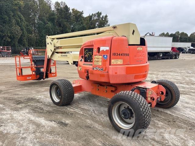 JLG 450AJ Articulated boom lifts
