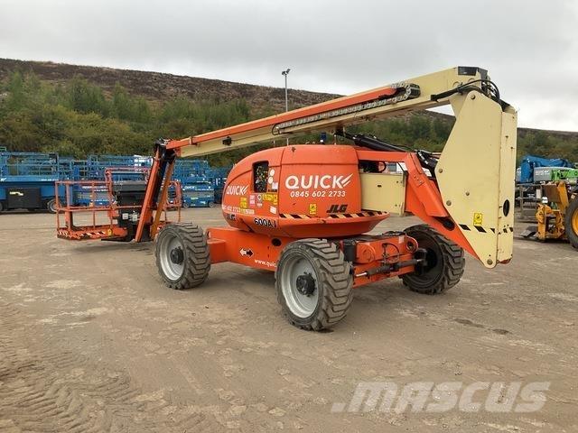 JLG 600AJ Articulated boom lifts