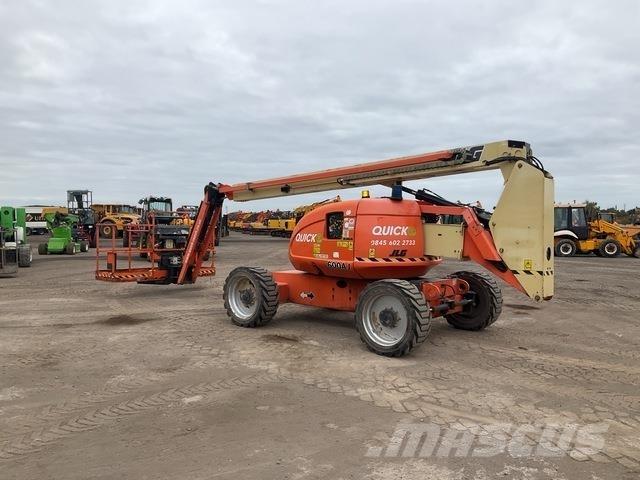 JLG 600AJ Articulated boom lifts