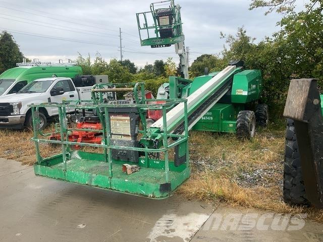 JLG 600S Telescopic boom lifts