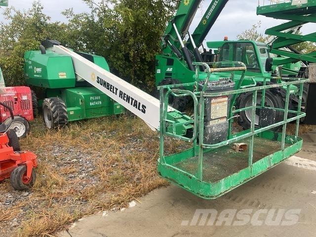JLG 600S Telescopic boom lifts