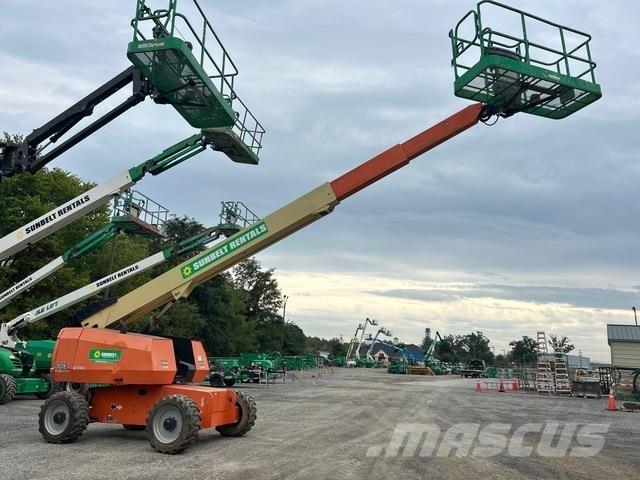 JLG 600S Telescopic boom lifts