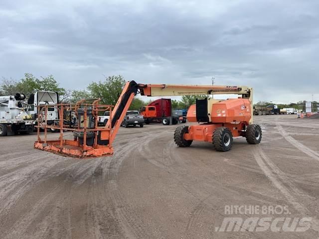 JLG 800 AJ Articulated boom lifts