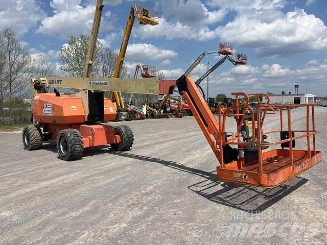 JLG 800 AJ Articulated boom lifts