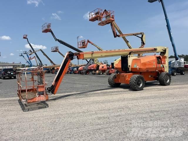 JLG 800AJ Articulated boom lifts