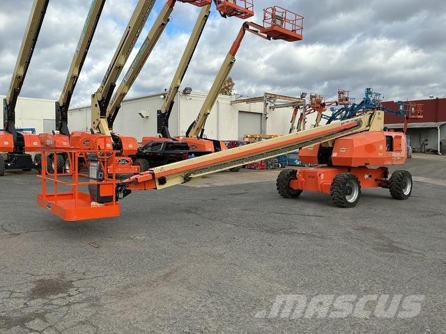 JLG 800S Telescopic boom lifts
