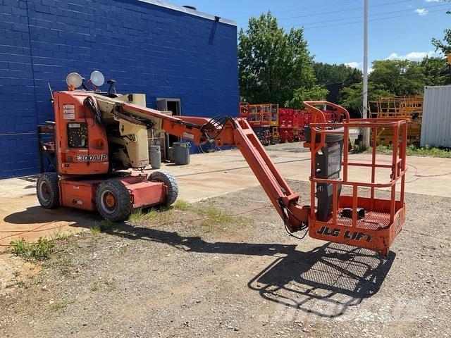 JLG E300AJP Articulated boom lifts