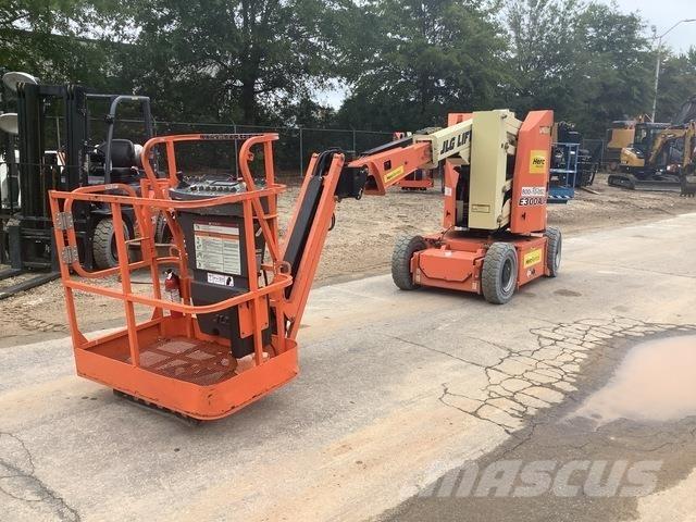 JLG E300AJP Articulated boom lifts