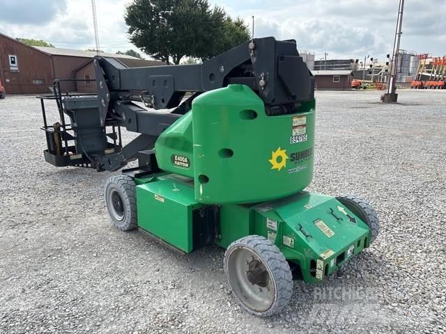 JLG E400AN Articulated boom lifts